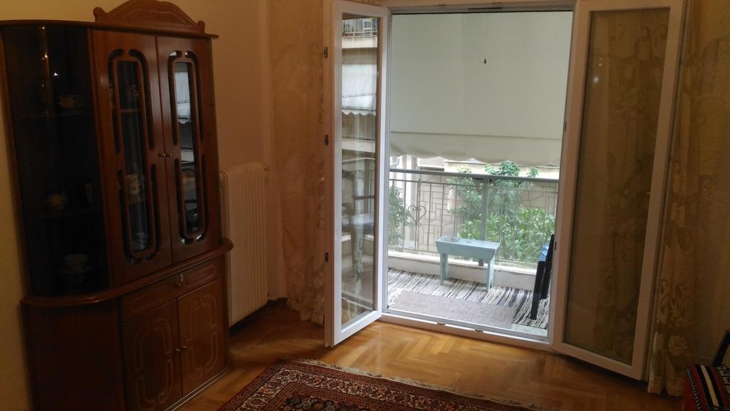 Apartment On Dimitrakopoulou Athena Bagian luar foto